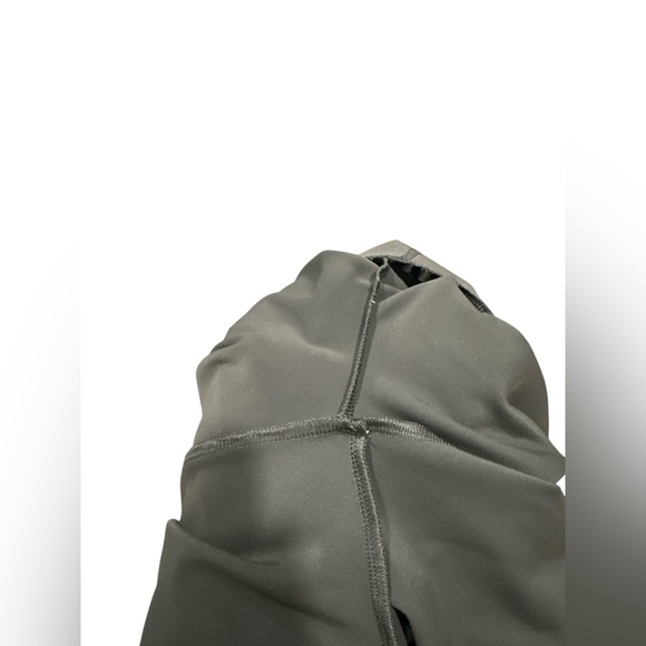 Athleta Ultimate Stash Pocket‎ Leggings – Dark Olive – Size SP - Picture 6 of 7